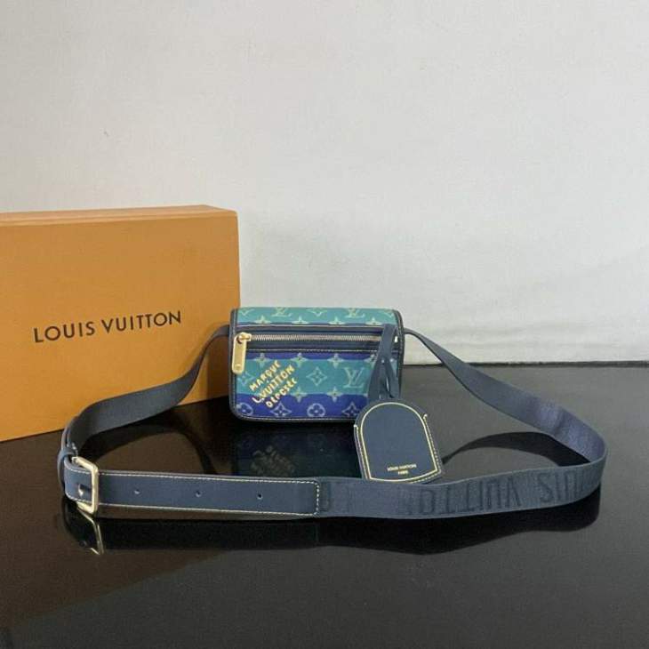 Picture of Louis Vuitton Handbags _SKUfw209121514fw